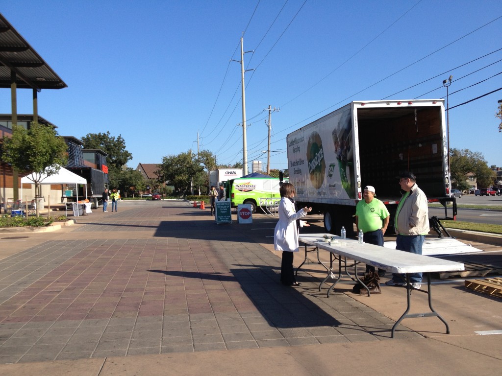 Volunteers setting up for Montrose Recycling event